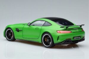 Mercedes AMG GT-R C190 Green Hell Magno Norev 1:18 B66960416 Metal - imagem 6 de 7