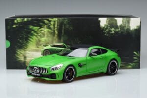 Mercedes AMG GT-R C190 Green Hell Magno Norev 1:18 B66960416 Metal - imagem 7 de 7