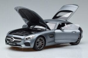 Mercedes AMG GT S Selenite Cinzento Magno Norev 1:18 B66960343 Metal - imagem 2 de 7