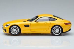 Mercedes AMG GT S Solarbeam Norev 1:18 B66960410 Metal - imagem 4 de 7