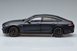 Mercedes AMG GT63 S X290 Dealer Edition Norev 1:18 B66960460 Metal - imagem 4 de 7
