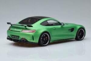 Mercedes AMG GT R Verde GT Spirit 1:18 GT179 Resina - imagem 2 de 6