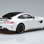 Mercedes AMG GT R Branco GT Spirit 1:18 KJ021 Resina - image 2 of 6