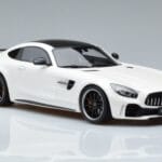 Mercedes AMG GT R Branco GT Spirit 1:18 KJ021 Resina - image 4 of 6