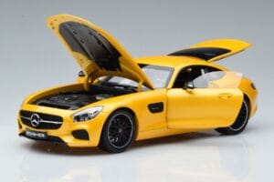 Mercedes AMG GT S C190 Solarbeam Norev 1:18 B66960341 Metal - imagem 2 de 7