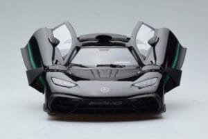 Mercedes AMG One Preto NZG 1:18 B66961042 Metal - imagem 2 de 9
