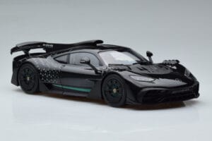Mercedes AMG One Preto NZG 1:18 B66961042 Metal - imagem 7 de 9