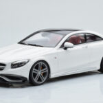 Mercedes Brabus 900 S-Class C222 Coupe Polar Branco GT Spirit 1:18
