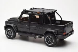 Mercedes Brabus G800 W463 Adventure XLP Night Preto Magno Almost Real 1:18 860525 Metal - imagem 7 de 8