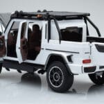 Mercedes Brabus G800 W464 Adventure XLP Polar Branco Almost Real 1:18 - image 5 of 8