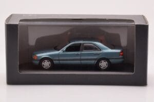 Mercedes C-Class W202 C220 Petrol Metálico Minichamps 1:43 B66005705 Metal - imagem 3 de 3