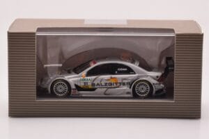 Mercedes C-Class #21 J. Green Salzgitter DTM 2005 Minichamps 1:43 B66962233 Metal - imagem 4 de 4