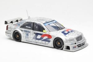 Mercedes C-Class W202 #14 Team AMG B. Schneider DTM 1995 UT Models 1:18 180953314 Metal - imagem 4 de 6