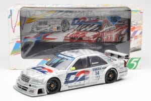 Mercedes C-Class W202 #14 Team AMG B. Schneider DTM 1995 UT Models 1:18 180953314 Metal - imagem 6 de 6