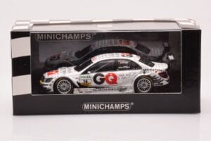 Mercedes C-Class W204 DTM GQ AMG Mercedes #16 Engels DTM 2009 Minichamps 1:43 400093816 Metal - imagem 4 de 4