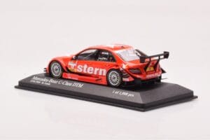 Mercedes C-Class W204 DTM Stern AMG Mercedes #17 M. Lauda DTM 2009 Minichamps 1:43 400093817 Metal - imagem 3 de 4