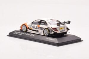 Mercedes C-Class W204 DTM Team AMG Mercedes #10 G. Paffett DTM 2009 Minichamps 1:43 400093910 Metal - imagem 3 de 4