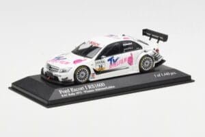Mercedes C-Class W204 DTM Team AMG Mercedes #16 Stoddart DTM 2008 Minichamps 1:43 400083716 Metal - imagem 2 de 4