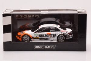 Mercedes C-Class W204 DTM Team AMG Mercedes #3 G. Paffett DTM 2010 Minichamps 1:43 400103903 Metal - imagem 4 de 4