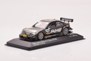 Mercedes C-Class W204 DTM Team AMG Mercedes #4 P. di Resta DTM 2008 Minichamps 1:43 400083804 Metal - imagem 2 de 4