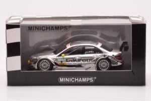 Mercedes C-Class W204 DTM Team AMG Mercedes #8 R. Schumacher DTM 2010 Minichamps 1:43 400103908 Metal - imagem 4 de 4