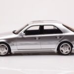 Mercedes C36 AMG W202 Prata Otto 1:18 - image 3 of 6