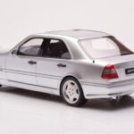 Mercedes C36 AMG W202 Prata Otto 1:18 - image 5 of 6
