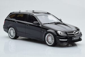 Mercedes C63 AMG S204 T-Model Preto GT Spirit 1:18 GT760 Resina - imagem 4 de 6