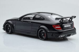 Mercedes C63 AMG W204 Black Series Preto GT Spirit 1:18 ZM019 Resina - imagem 5 de 7