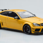 Mercedes C63 AMG W204 Black Series Dourado GT Spirit 1:18 - image 4 of 6