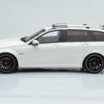 Mercedes C63 AMG S204 T-Model Branco GT Spirit 1:18 - image 3 of 8