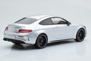 Mercedes C63S AMG C205 Coupe Prata GT Spirit 1:18 GT116 Resina - imagem 2 de 6