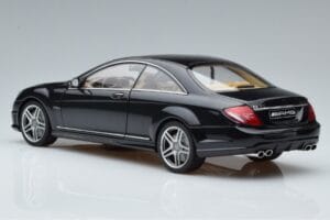 Mercedes CL63 AMG C216 Preto AUTOart 1:18 76169 Metal - imagem 5 de 6