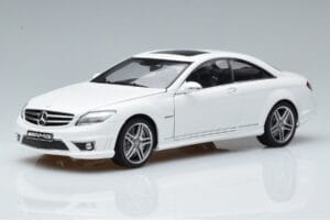 Mercedes CL63 AMG C216 Branco AUTOart 1:18 76167 Metal