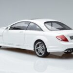 Mercedes CL63 AMG C216 Branco AUTOart 1:18 76167 Metal - image 5 of 6