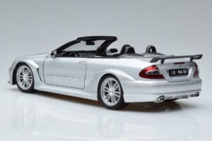 Mercedes CLK DTM AMG W209 Cabriolet Prata Kyosho 1:18 B66962272 Metal - imagem 7 de 8