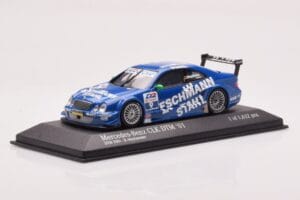 Mercedes CLK DTM Team Manthey #9 B. Maylander DTM 2001 Minichamps 1:43 400013109 Metal - imagem 2 de 4