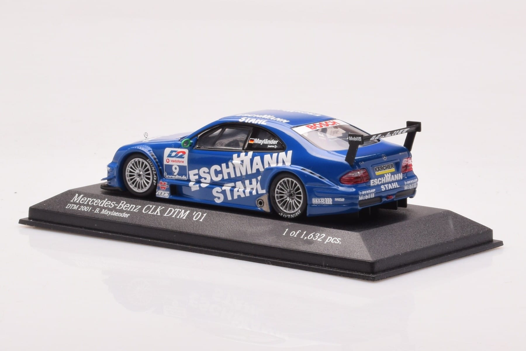 Mercedes CLK DTM Team Manthey #9 B. Maylander DTM 2001 Minichamps 1:43 400013109 Metal - imagem 3 de 4
