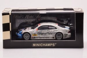 Mercedes CLK DTM Team Original Teile #12 P. Dumbreck DTM 2001 Minichamps 1:43 400023112 Metal - imagem 4 de 4