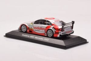 Mercedes CLK-DTM #3 B. Schneider Vodafone DTM 2003 Minichamps 1:43 B66961982 Metal - imagem 3 de 4