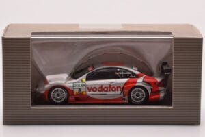 Mercedes CLK-DTM #3 B. Schneider Vodafone DTM 2003 Minichamps 1:43 B66961982 Metal - imagem 4 de 4