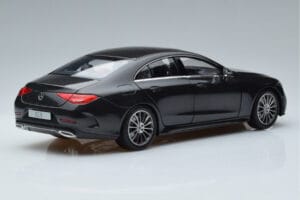 Mercedes CLS Coupé C257 Norev 1:18 B66960546 Metal - imagem 3 de 7