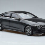 Mercedes CLS Coupé C257 Norev 1:18 - image 5 of 7