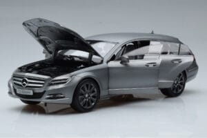 Mercedes CLS Shooting Brake X218 Alanite Cinzento Norev 1:18 B66960117 Metal - imagem 2 de 7