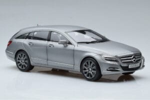 Mercedes CLS Shooting Brake X218 Alanite Cinzento Norev 1:18 B66960117 Metal - imagem 5 de 7
