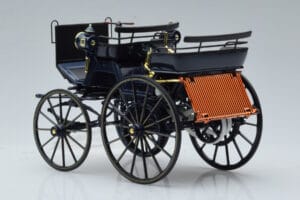 Mercedes Daimler Motorkutsche Azul Escuro Norev 1:18 183700 Metal - imagem 5 de 6