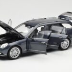 Mercedes E-Class S212 T-Model Tenorit Cinzento Metálico Minichamps 1:18 B66962447 - image 2 of 8