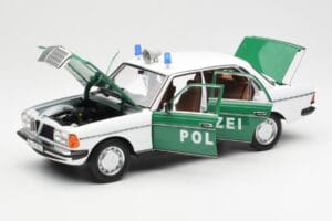 Mercedes E-Class W123 Polizei Norev 1:18 B66040676 Metal - imagem 2 de 8
