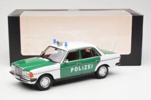 Mercedes E-Class W123 Polizei Norev 1:18 B66040676 Metal - imagem 8 de 8