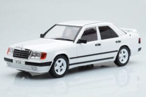 Mercedes E-Class W124 Tuning Branco MCG 1:18 MCG18343